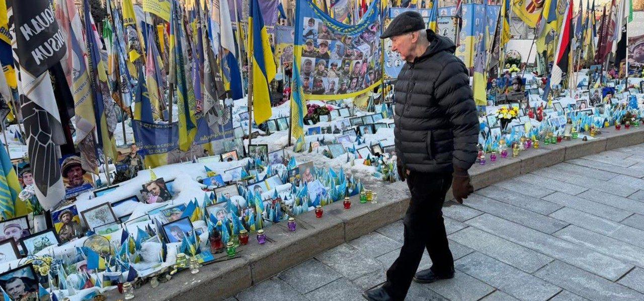 Кардинал Редкліфф відвідав Київ: у час війни ми покликані бути людьми надії.