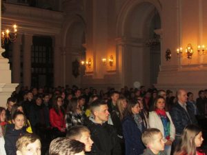 НІЧ ЧУВАННЯ МОЛОДІ «РОЗПІЗНАЙ СВОЄ ПОКЛИКАННЯ» ВІДБУЛАСЬ У БЕРДИЧІВСЬКОМУ САНКТУАРІЇ