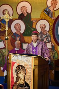Перша масштабна зустріч працівників «Карітас-Спес» Київсько-Житомирської дієцезії з єпископом Віталієм