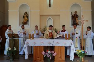 Перший футбольний турнір “Кубок Єпископа”