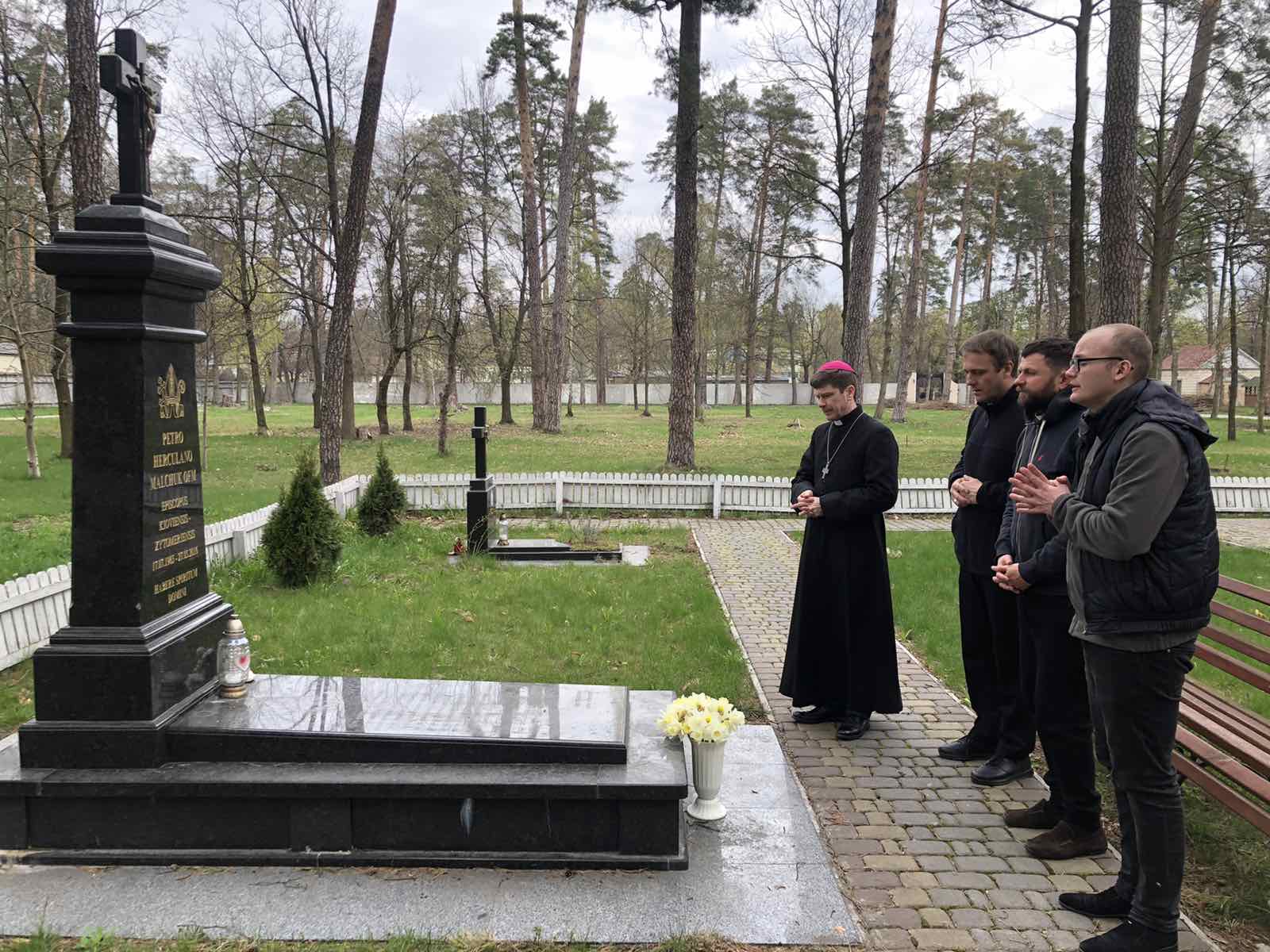 Семінарія повертається до життя